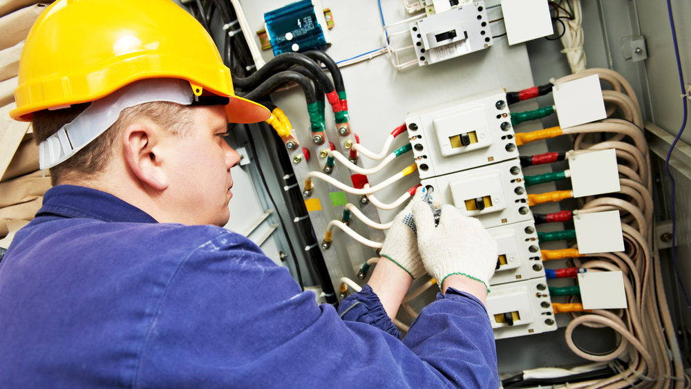 Industrial Maintenance + Technology career, Electronics Technology name image